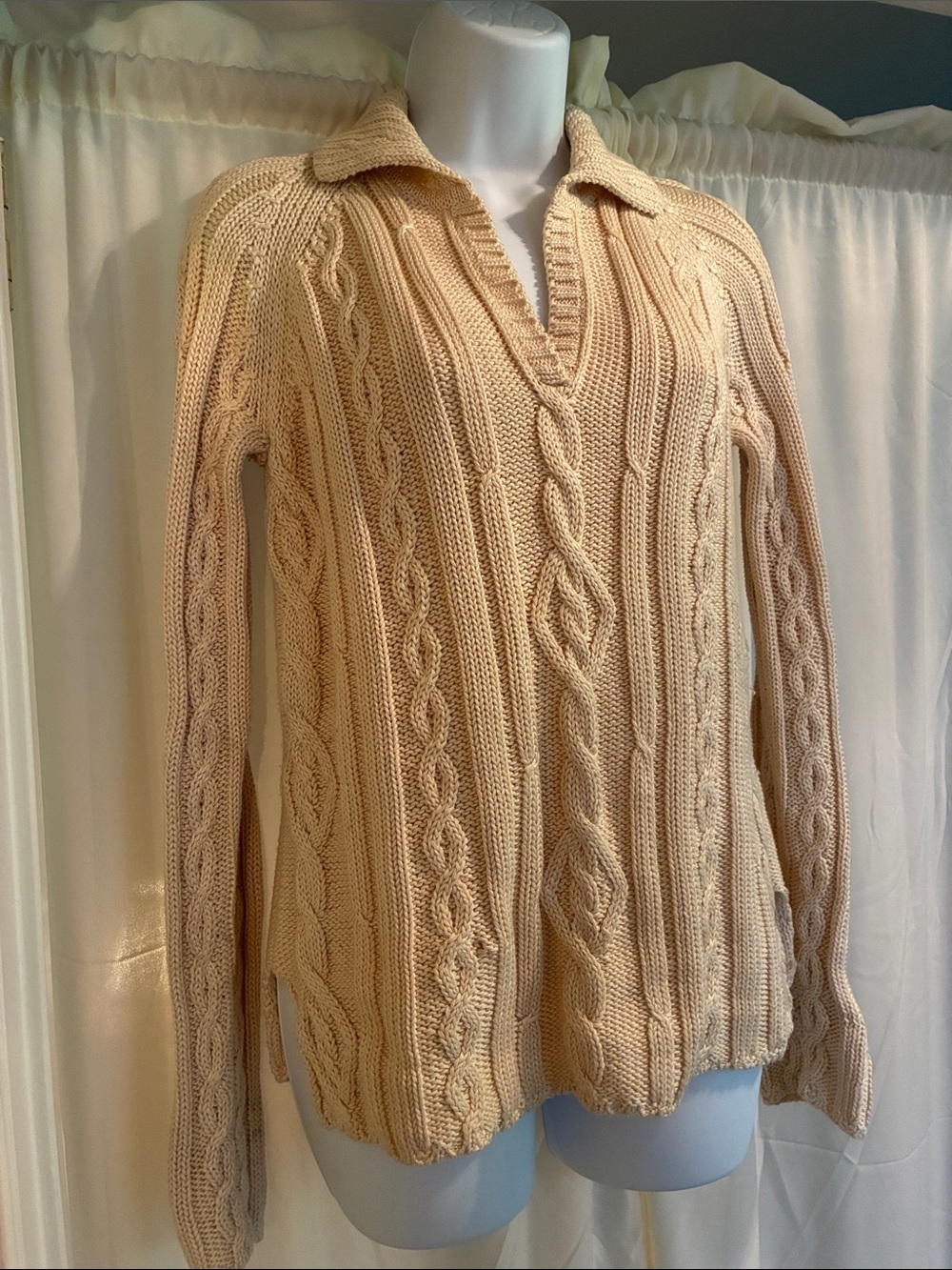 Real Clothes by Saks Fifth Avenue Sweater